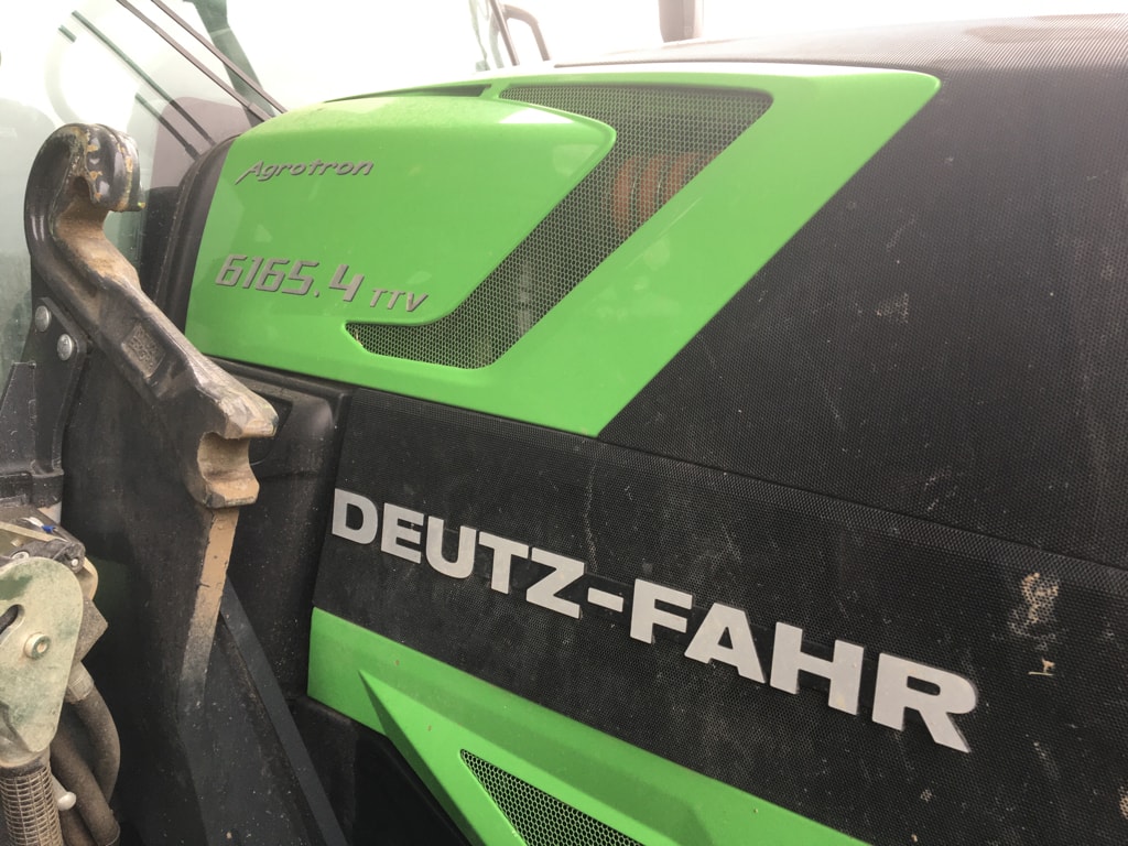Tracteur chargeur DEUTZ FAHR 6165.4 AGROTRON TTV - photo slide 11