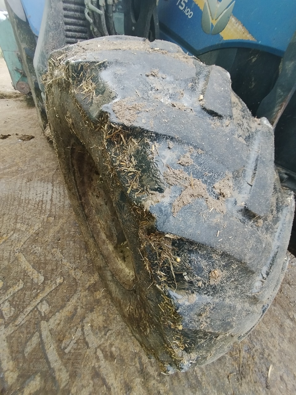 Tracteur chargeur NEW HOLLAND T5.100 EC - photo slide 11