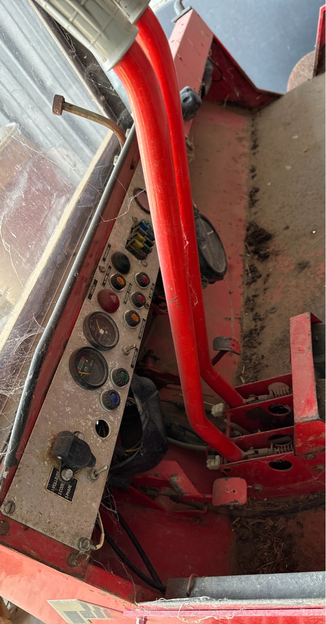 Tracteur null Poncin 2800d - photo slide 3