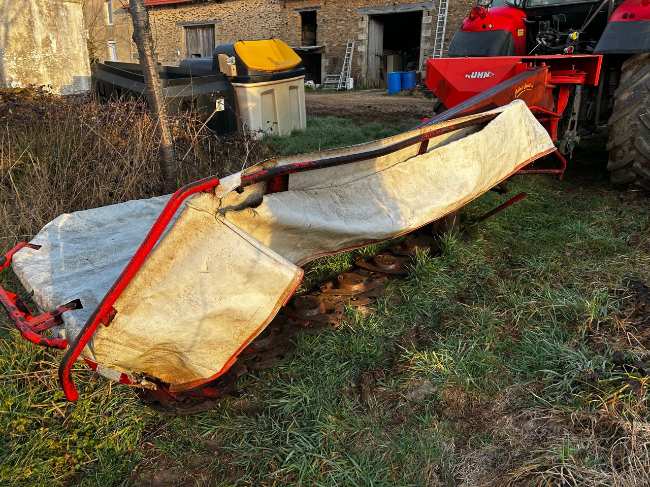Faucheuse KUHN Gmd 702  - photo slide 2