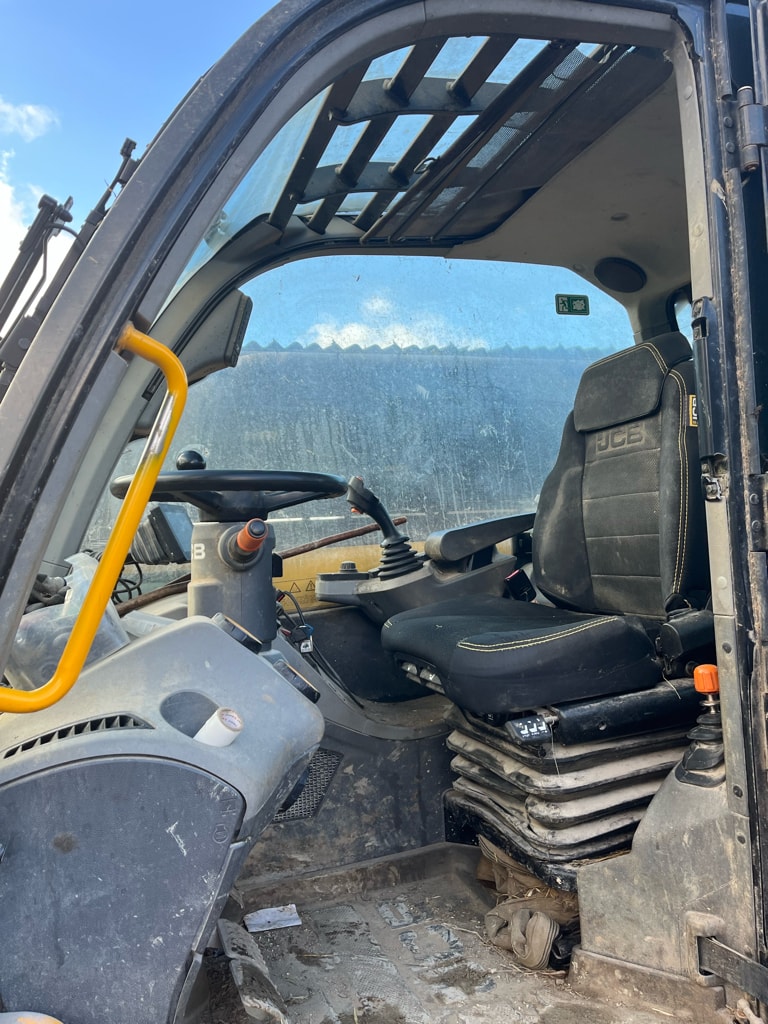 Telescopique JCB 532-70 AGRISUPER PS6 - photo slide 4