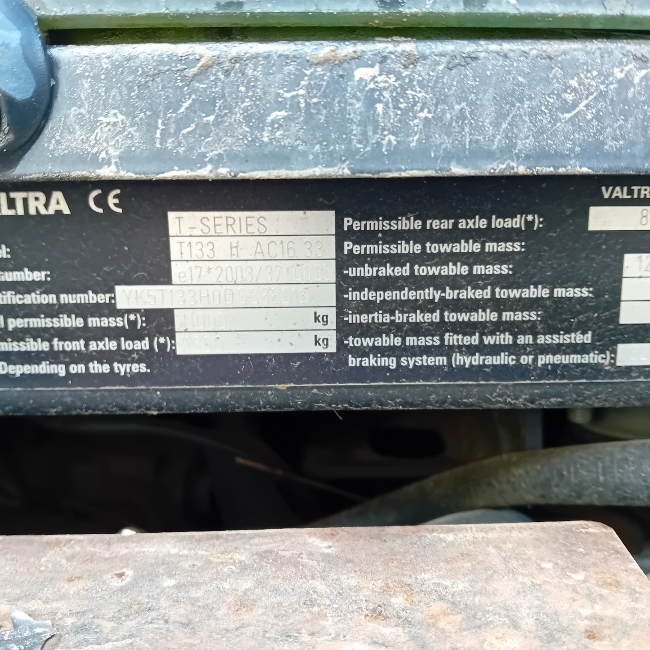Tracteur VALTRA T 133 HITECH - photo slide 8