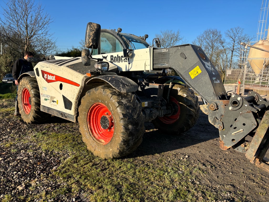 Telescopique BOBCAT TL 38.70 HF AGRI - photo slide 2