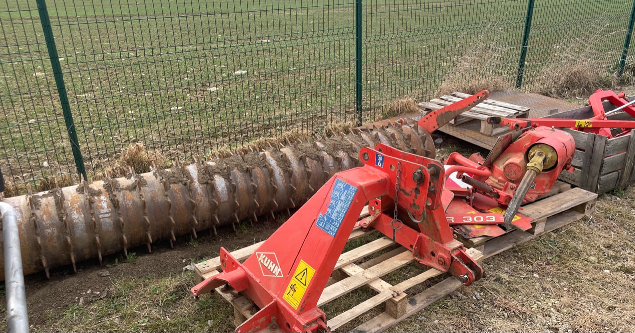 Herse rotative KUHN Hr303 - photo slide 3