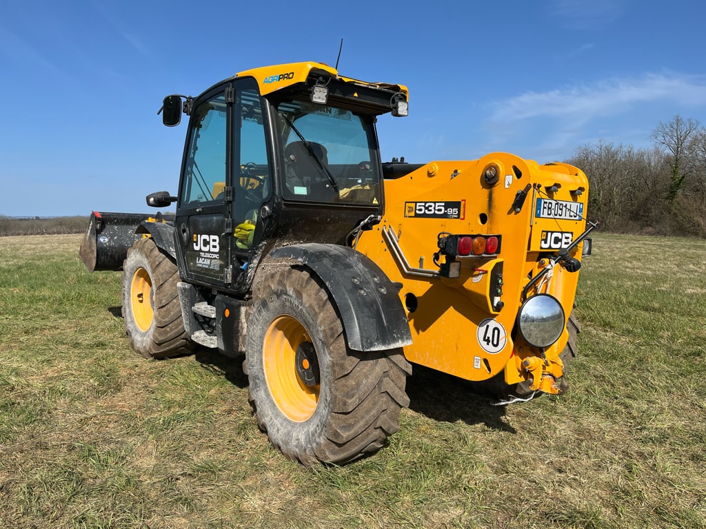Telescopique JCB 535-95 AGRI PRO  - photo slide 5