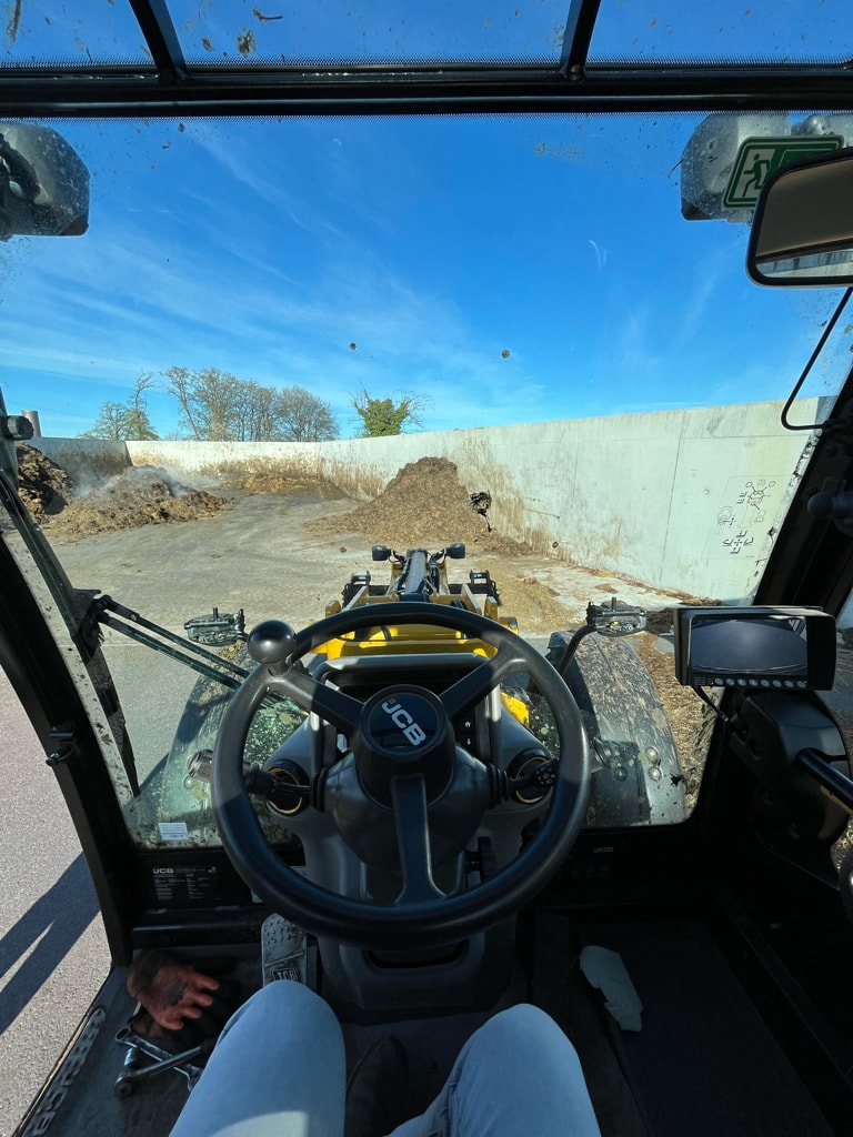 Telescopique JCB TM 320 - photo slide 10