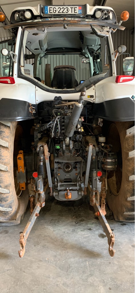 Tracteur chargeur VALTRA T 214 DIRECT - photo slide 2