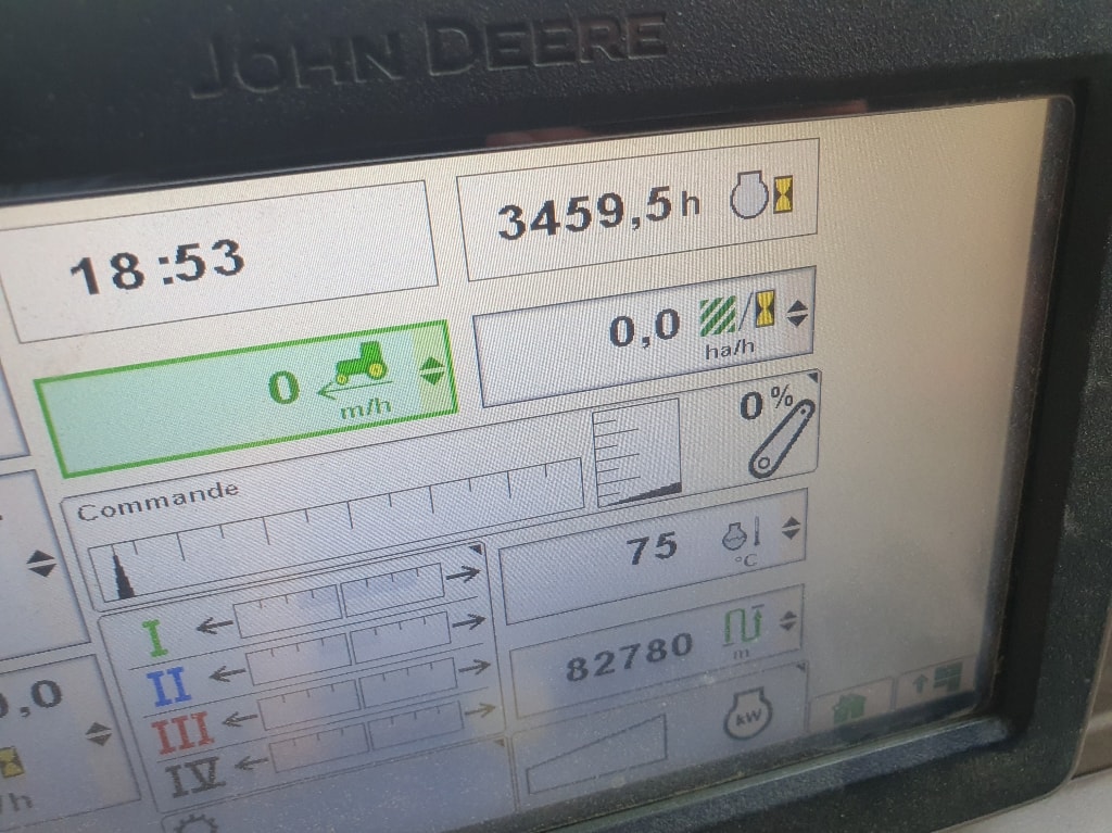 Tracteur JOHN DEERE 6210R - photo slide 12