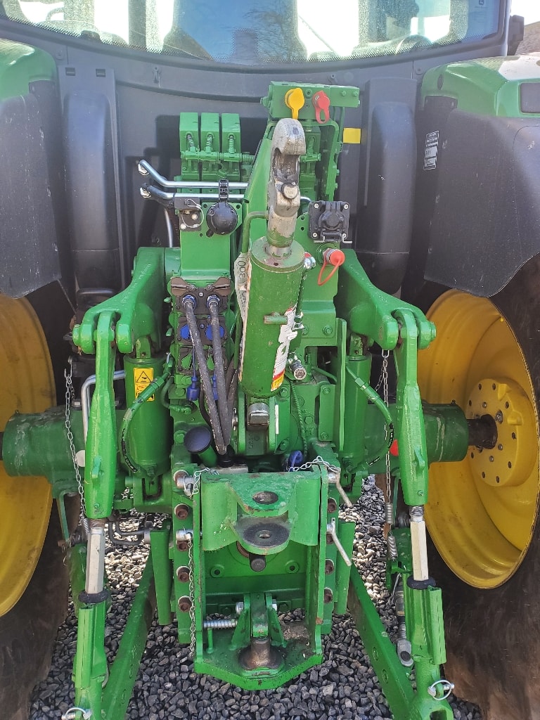 Tracteur JOHN DEERE 6145R - photo slide 14
