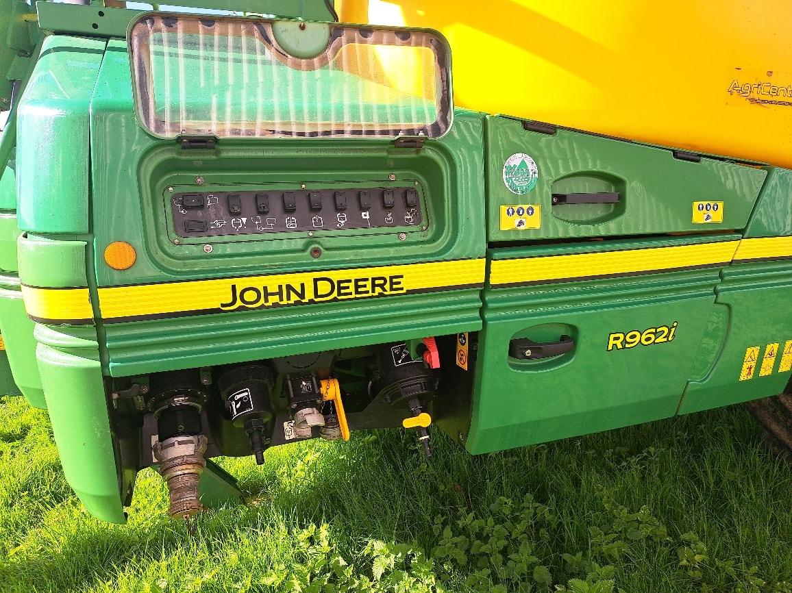 Pulverisateur JOHN DEERE R962i - photo slide 5